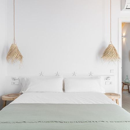 S'Enclova Petit Hotel 休达德亚 外观 照片