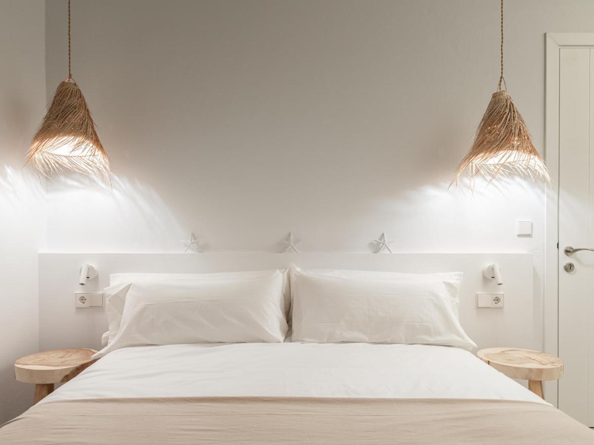 S'Enclova Petit Hotel 休达德亚 外观 照片